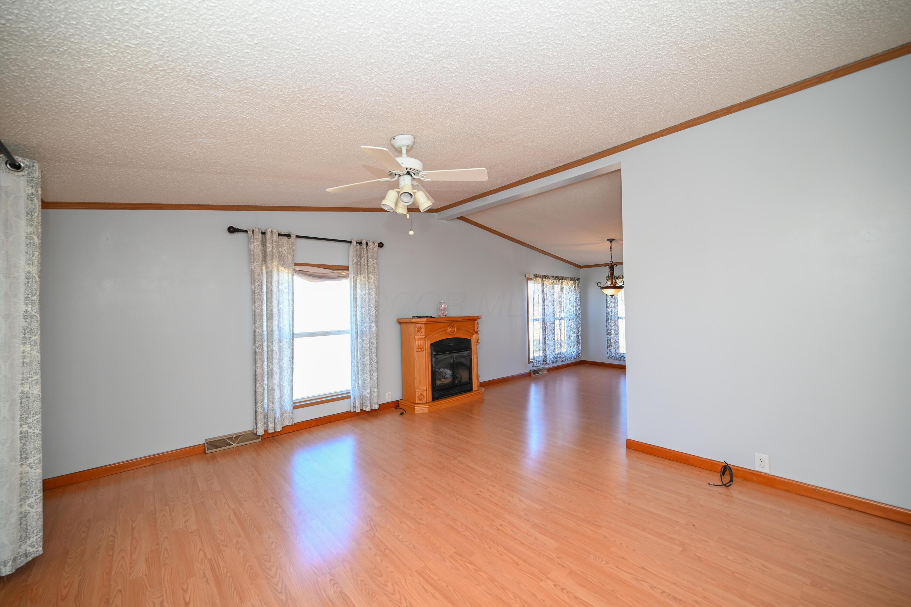 3967 Decliff-Big Island Road Marion, OH 43302 - Photo 6 of 47 DSC_6429