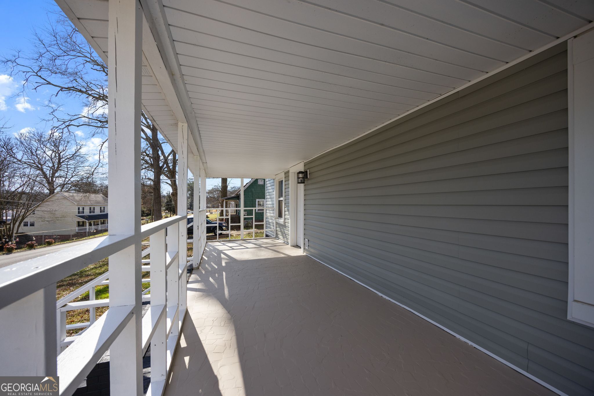 743 Pine Street Trion, GA 30753 - Photo 6 of 31 a view of a balcony with chairs