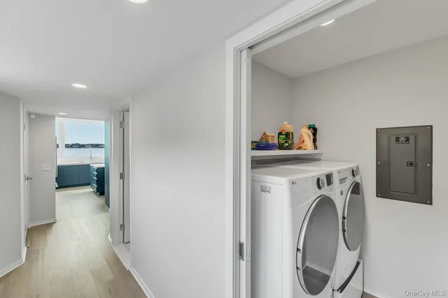 $3,199,000 | 17 Romana Drive, Hampton Bays, NY 11946