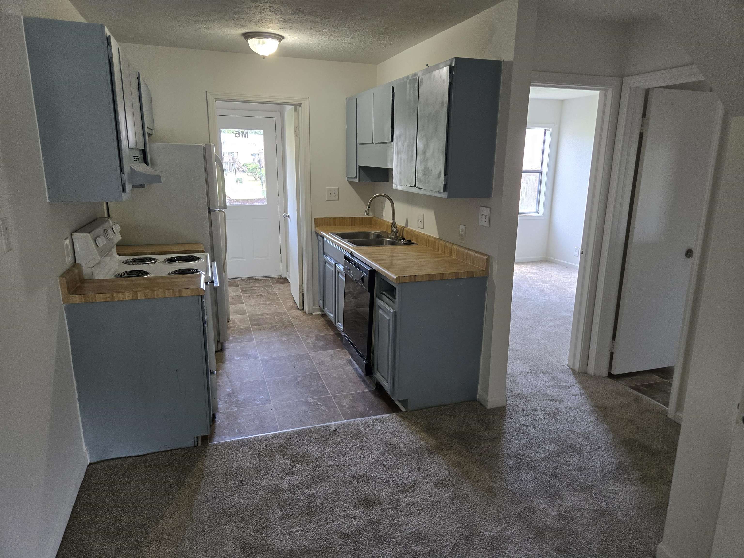 755 Burcale Road Myrtle Beach, SC 29579 - Photo 4 of 16 Gallery Image 4