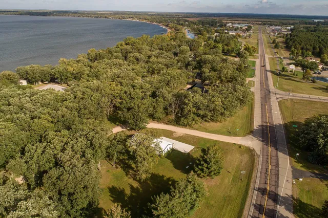 $299,000 | 102 Oak Road, Ottertail, MN 56571