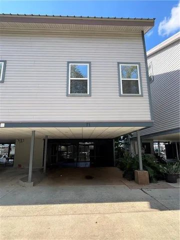 $2,500 | 141 Highway 22, Unit F1, Madisonville, LA 70447