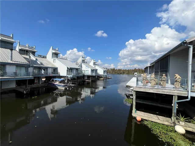 $2,500 | 141 Highway 22, Unit F1, Madisonville, LA 70447