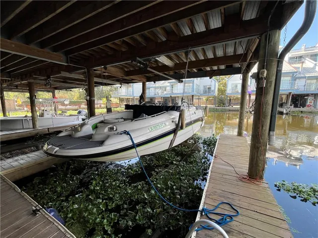 $2,500 | 141 Highway 22, Unit F1, Madisonville, LA 70447