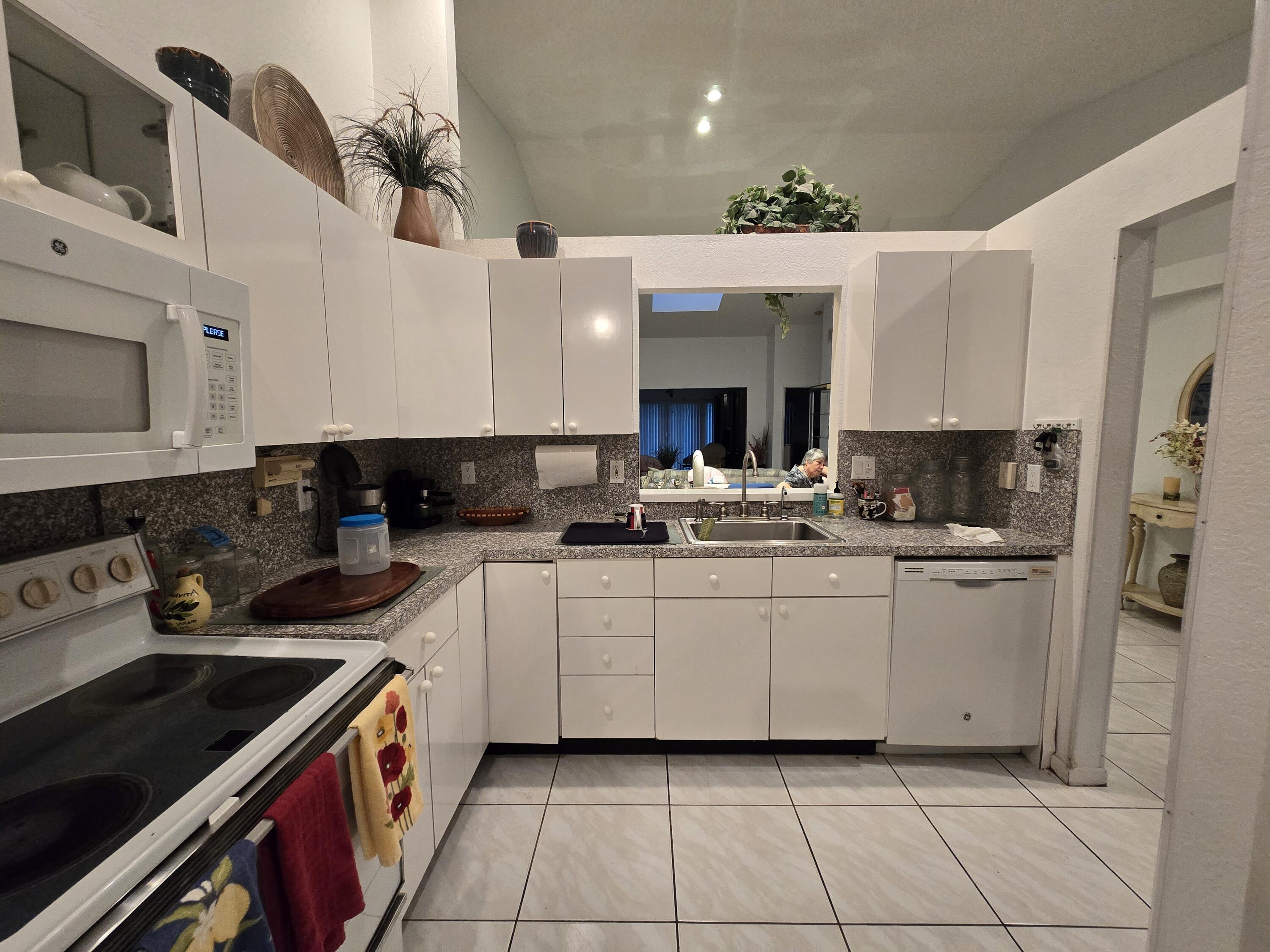 8385 Springlake Drive, Unit B Boca Raton, FL 33496 - Photo 3 of 16 20250918_185049