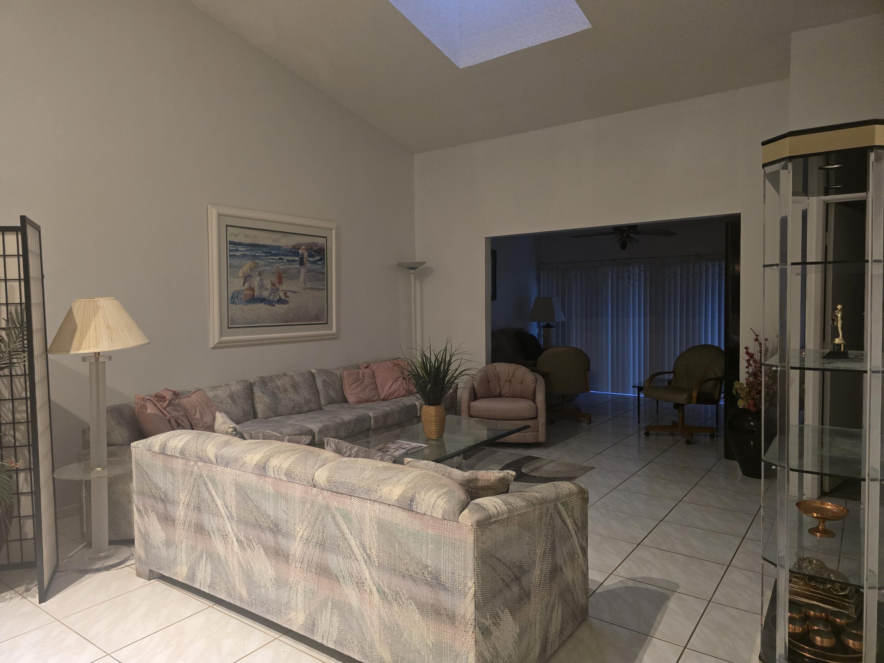 8385 Springlake Drive, Unit B Boca Raton, FL 33496 - Photo 5 of 16 20250918_191742