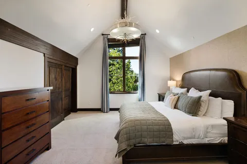$2,195,000 | 10120 Sagebrush Court, Truckee, CA 96161