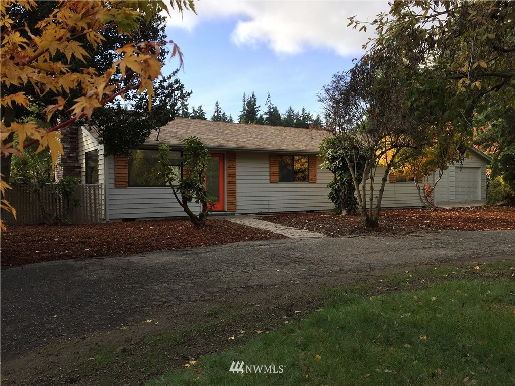 11 Starry Road Sequim, WA 98382 - Photo 3 of 25 a view of a house with a yard