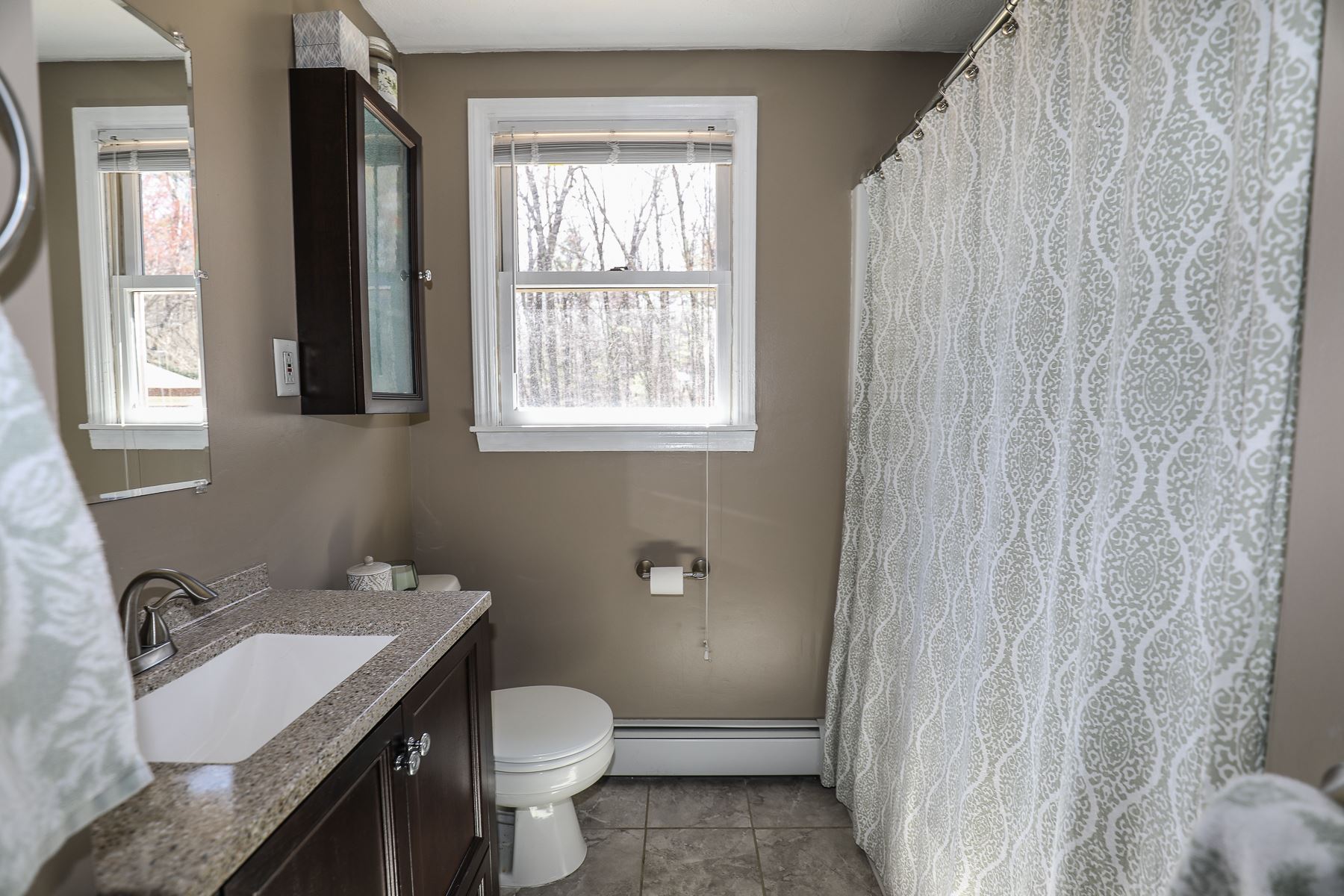 34 Gail Road Merrimack, NH 03054 - Photo 21 of 32