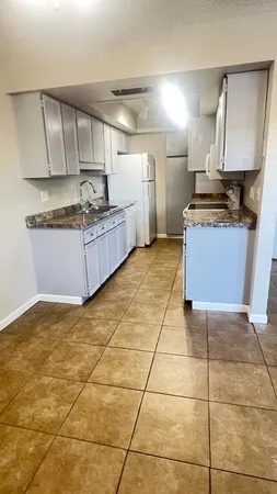 $1,150 | 6008 West Townley Avenue, Glendale, AZ 85302