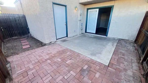 $1,150 | 6008 West Townley Avenue, Glendale, AZ 85302