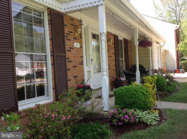 1317 Winding Waye Lane Silver Spring, MD 20902 - Photo 2 of 16 Exterior (Front)