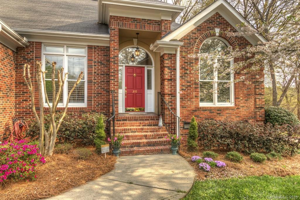 310 Dorsett Downs Fort Mill, SC 29708 - Photo 2 of 24 Gallery Image 2