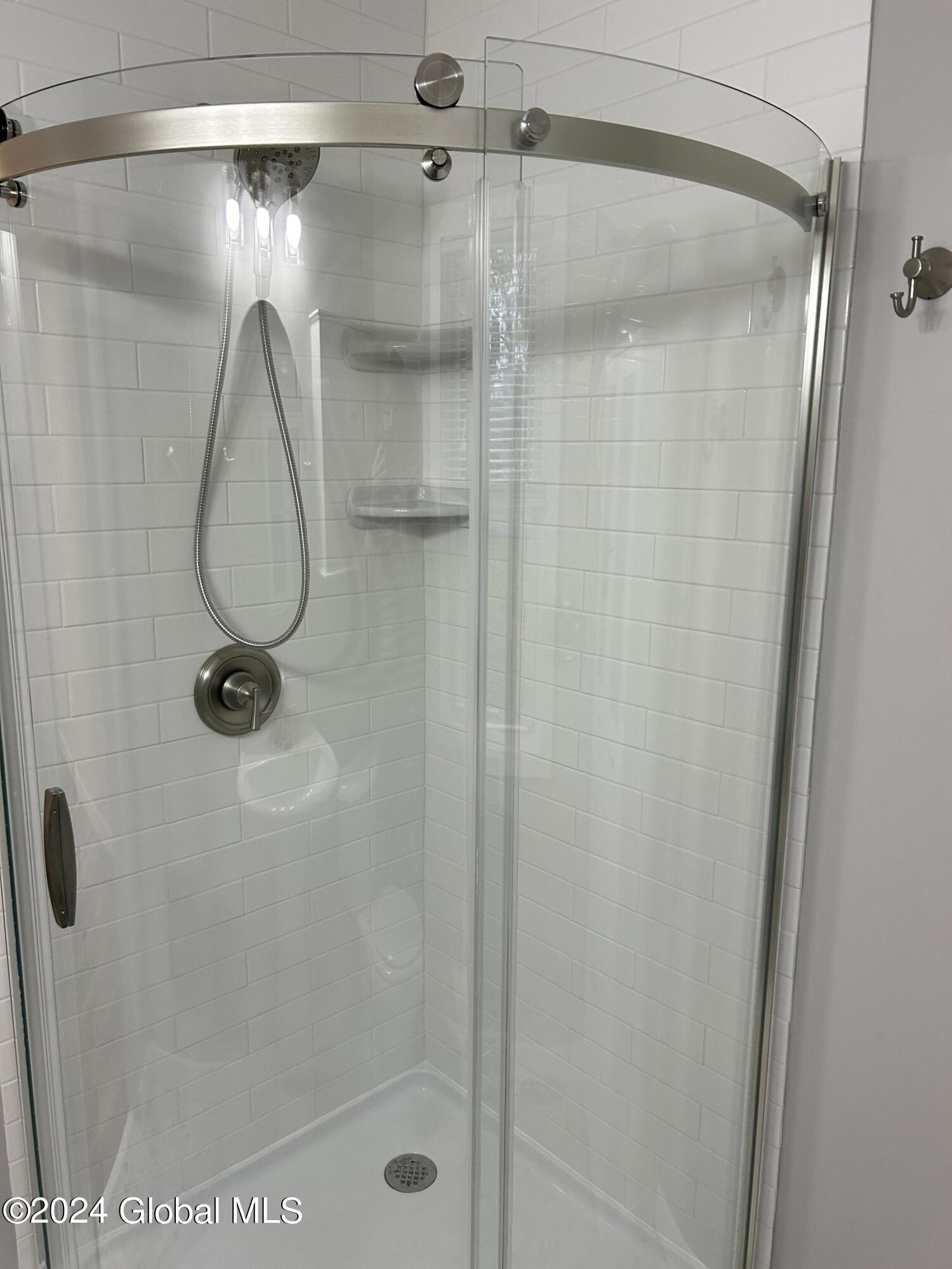 740 Watervliet Shaker Road Colonie, NY 12110 - Photo 11 of 17 IMG_4604