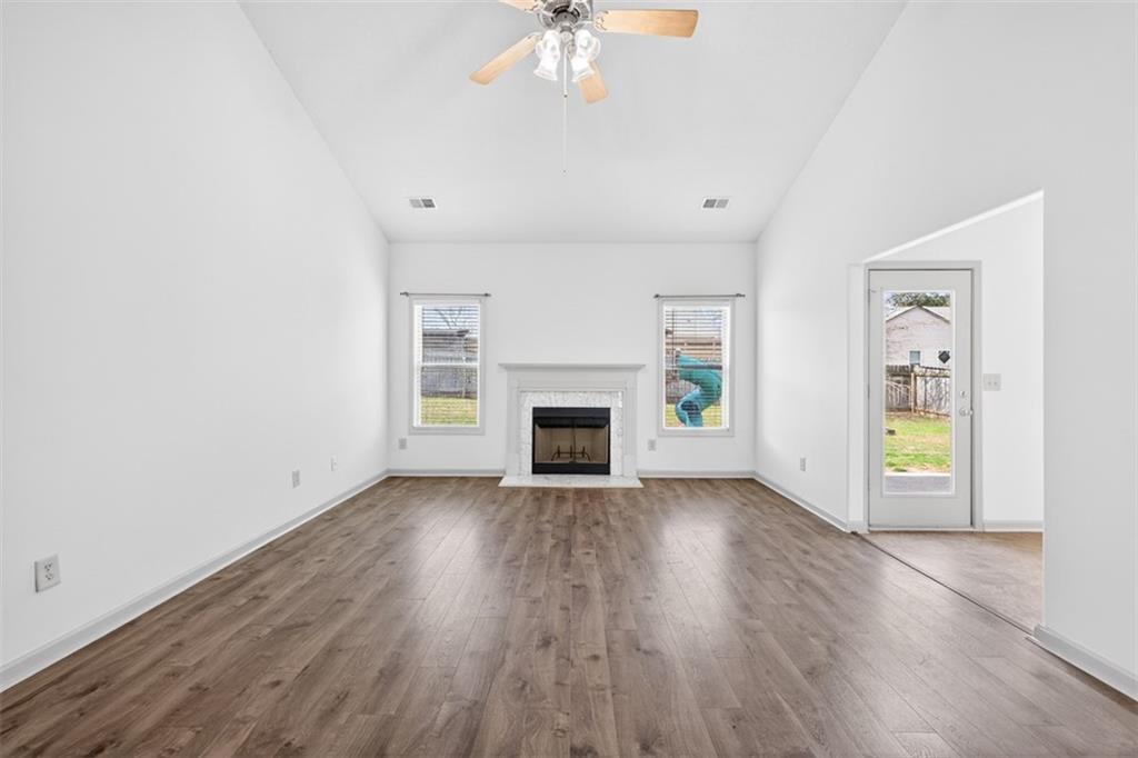 1412 Silvergate Way Winder, GA 30680 - Photo 7 of 30