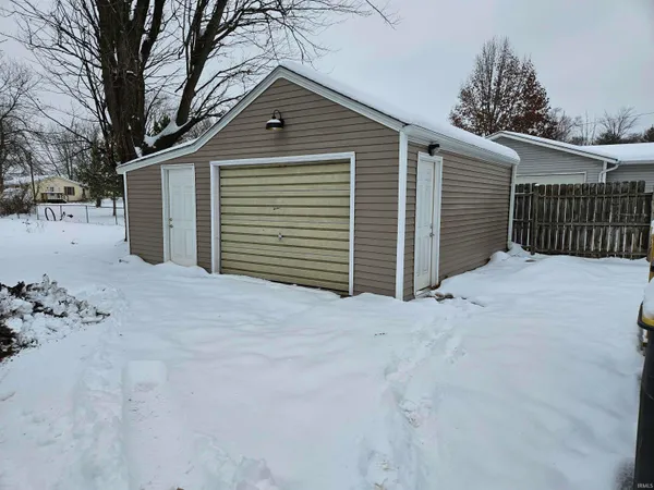 $179,000 | 7016 Beaty Avenue, Fort Wayne, IN 46809
