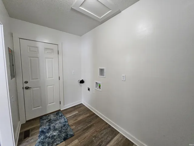 $179,000 | 7016 Beaty Avenue, Fort Wayne, IN 46809