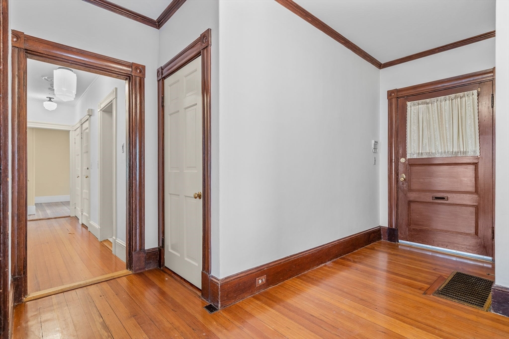 31 Upland Road, Unit 1 Cambridge, MA 02140 - Photo 16 of 26 Gallery Image 16