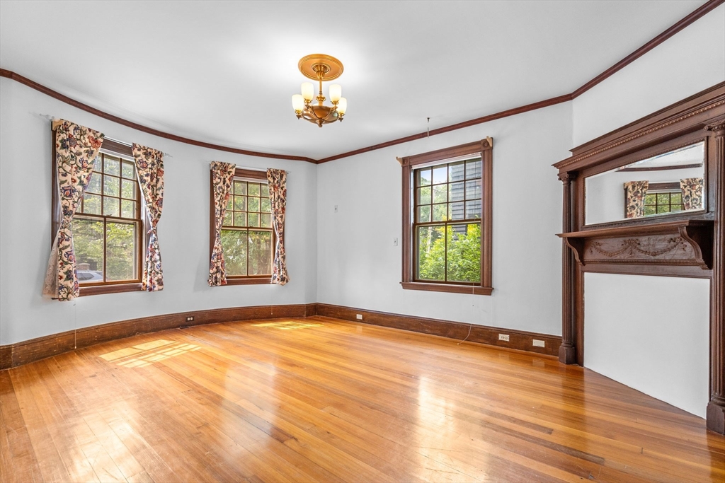 31 Upland Road, Unit 1 Cambridge, MA 02140 - Photo 3 of 26 Gallery Image 3