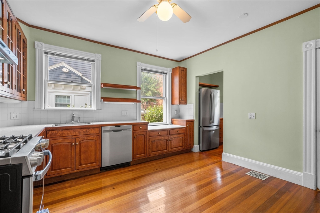 31 Upland Road, Unit 1 Cambridge, MA 02140 - Photo 10 of 26 Gallery Image 10