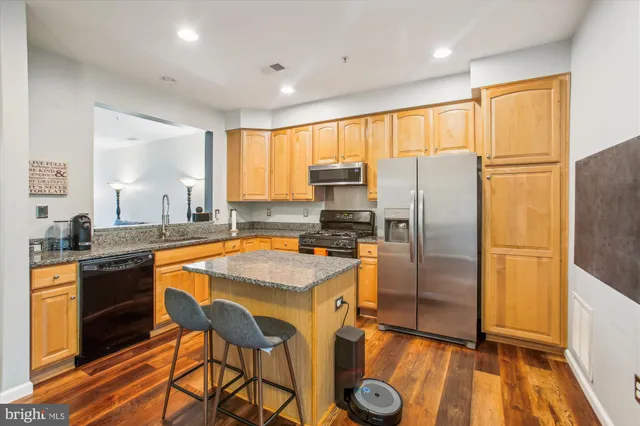 $310,000 | 6506 Wiltshire Drive, Unit 205, Frederick, MD 21703