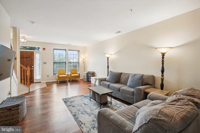 $310,000 | 6506 Wiltshire Drive, Unit 205, Frederick, MD 21703