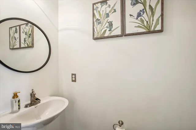 $310,000 | 6506 Wiltshire Drive, Unit 205, Frederick, MD 21703