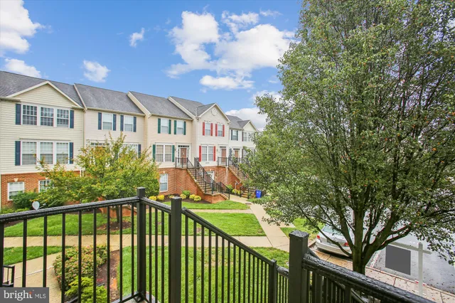 $310,000 | 6506 Wiltshire Drive, Unit 205, Frederick, MD 21703