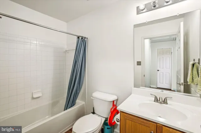 $310,000 | 6506 Wiltshire Drive, Unit 205, Frederick, MD 21703