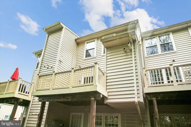 $310,000 | 6506 Wiltshire Drive, Unit 205, Frederick, MD 21703