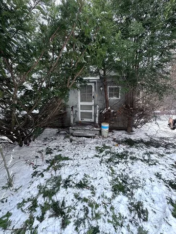 $149,900 | 404 Sylvester Road, Northampton, MA 01062