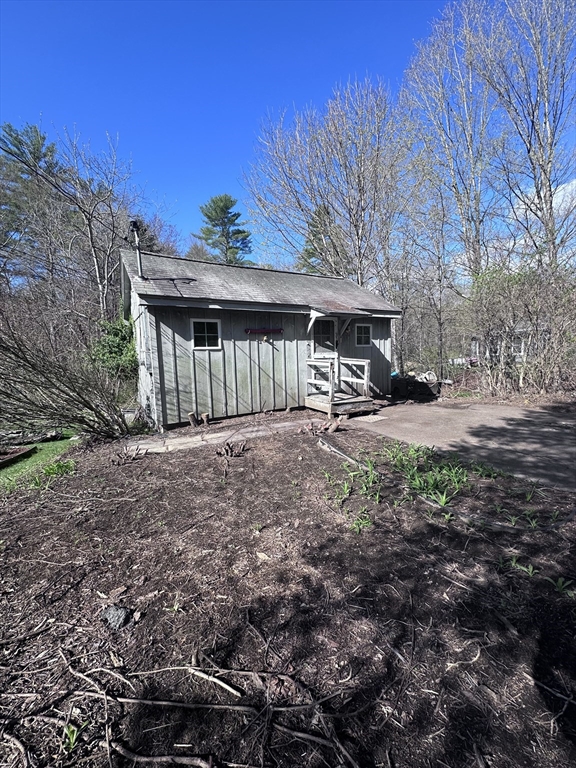404 Sylvester Road Northampton, MA 01062 - Photo 6 of 6