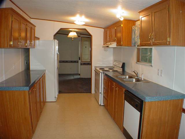 307 Campbell Lake Road Greer, SC 29651 - Photo 4 of 12 Gallery Image 4