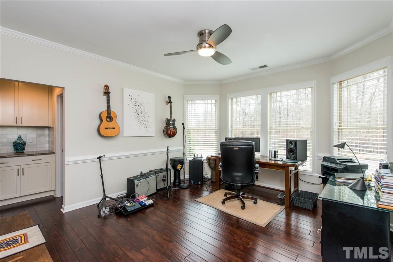 5526 Wade Park Boulevard Raleigh, NC 27607 - Photo 16 of 25