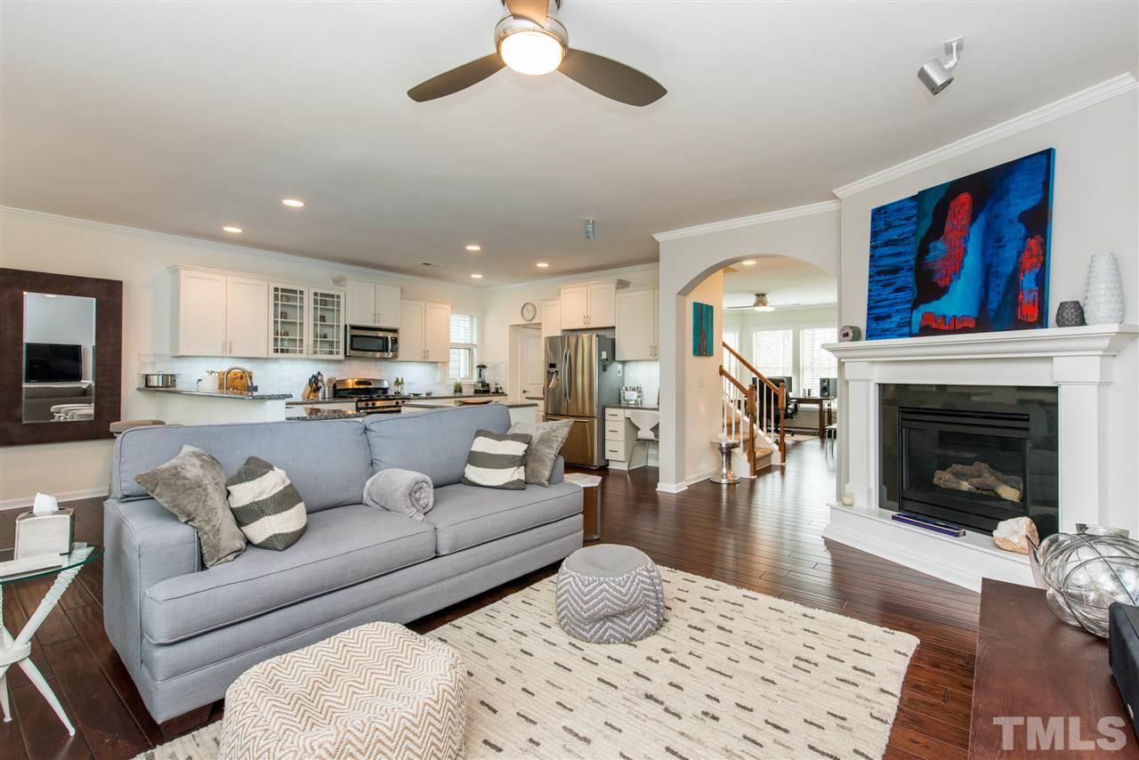 5526 Wade Park Boulevard Raleigh, NC 27607 - Photo 3 of 25