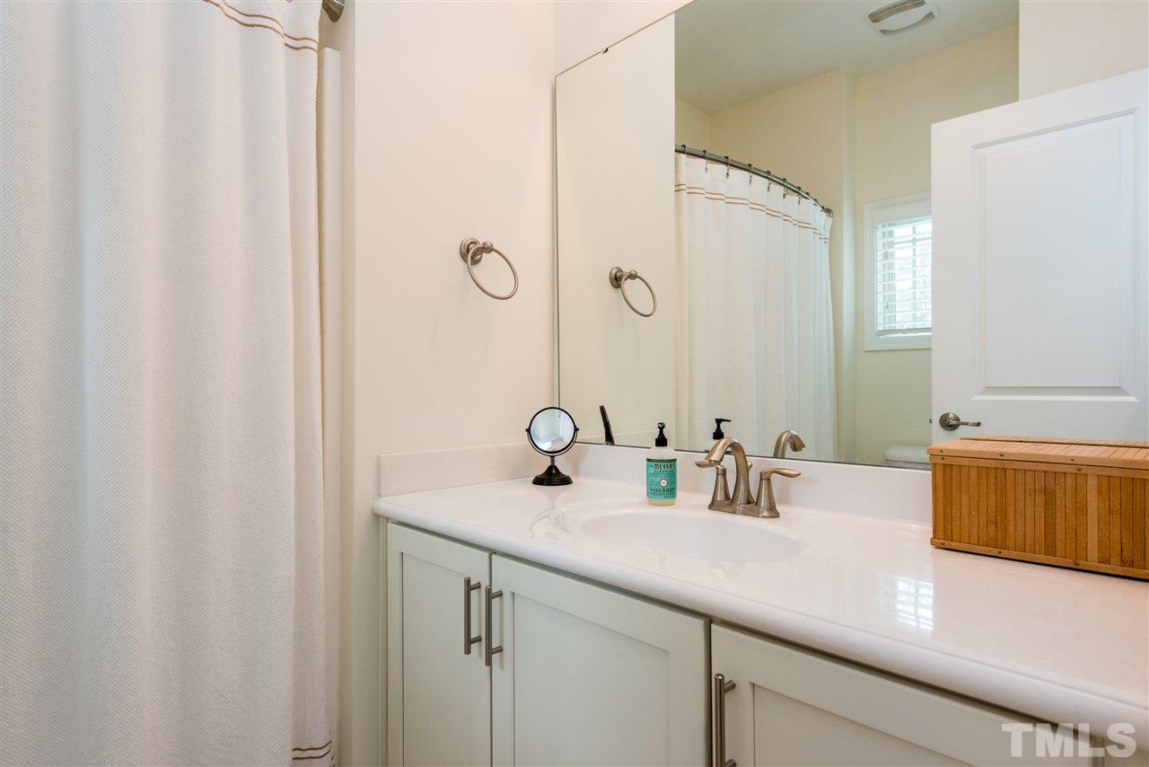 5526 Wade Park Boulevard Raleigh, NC 27607 - Photo 21 of 25