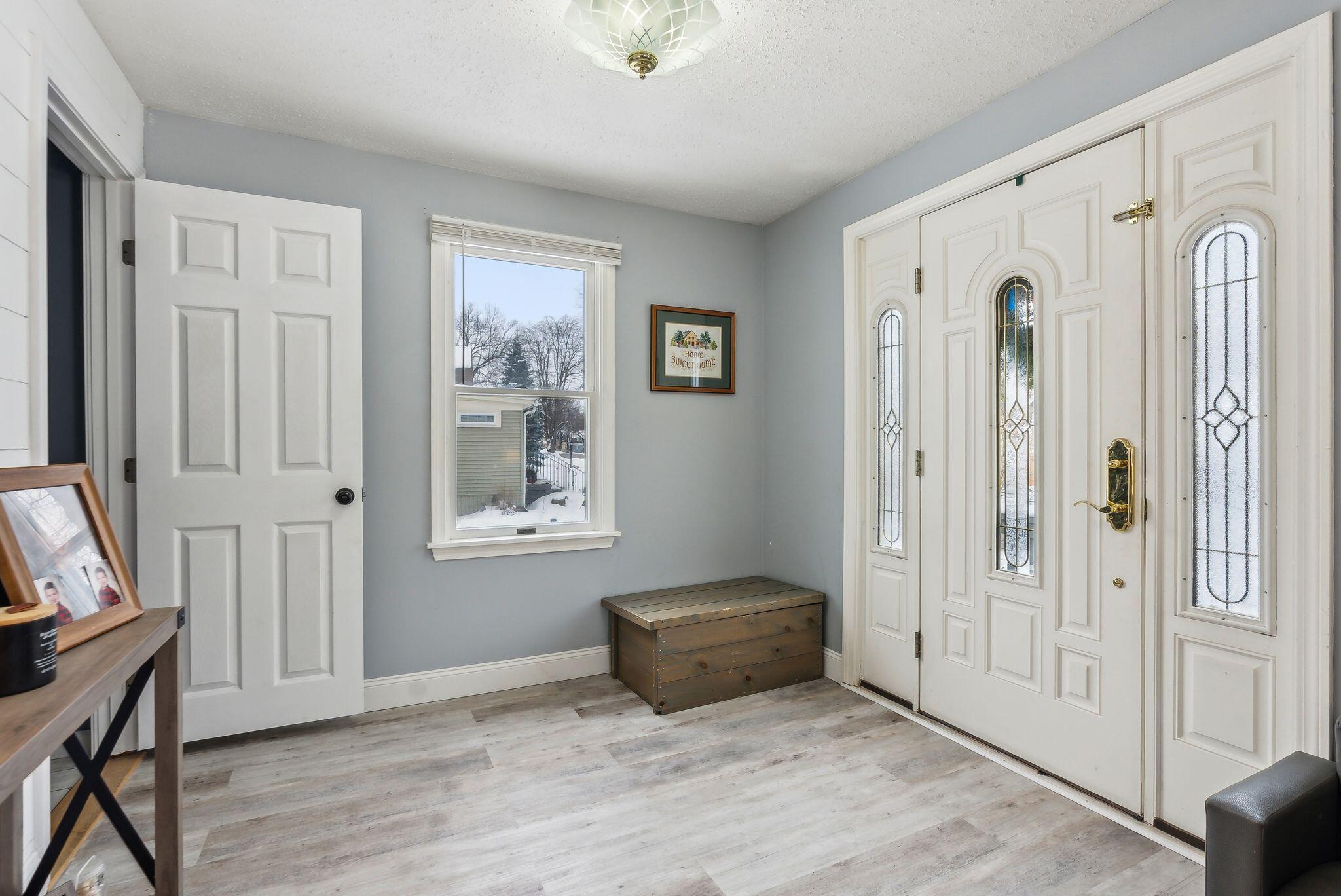 33 Ridgeway Avenue Sanford, ME 04073 - Photo 5 of 42 9_DSC01549