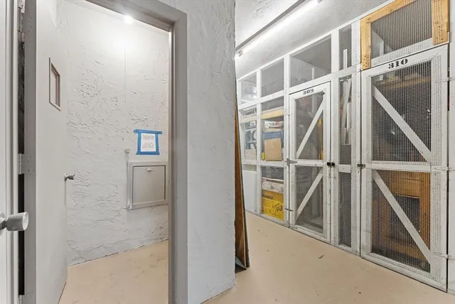 a view of walk in closet