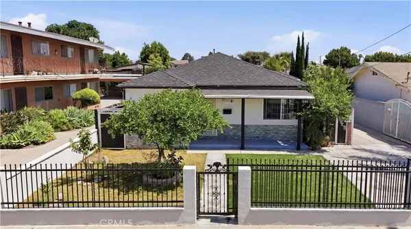 $824,950 | 4017 Santa Ana Street, Huntington Park, CA 90255