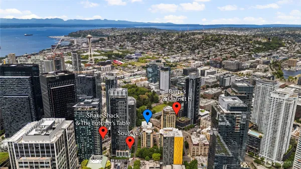 a picture of city view