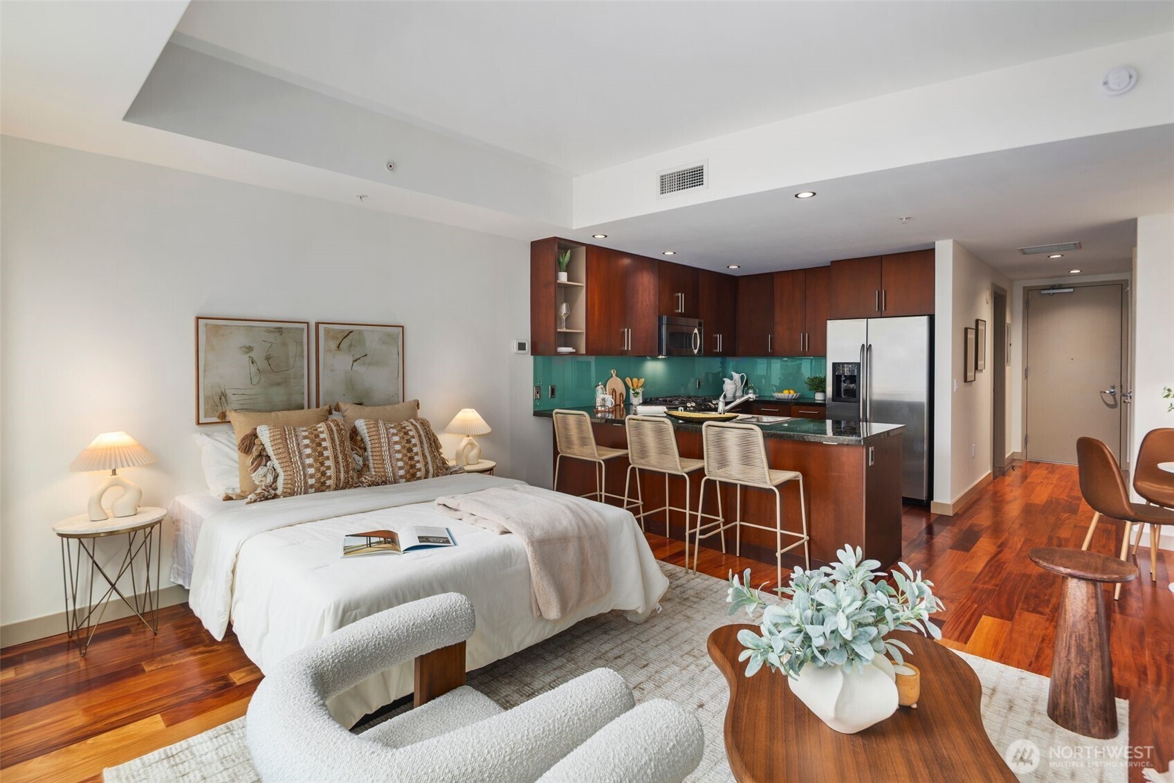 900 Lenora Street, Unit W702 Seattle, WA 98121 - Photo 5 of 40