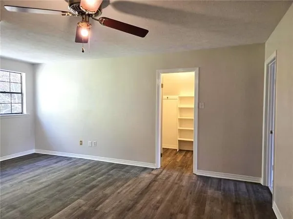 $3,200 | 12 Chateau Magdelaine Drive, Kenner, LA 70065