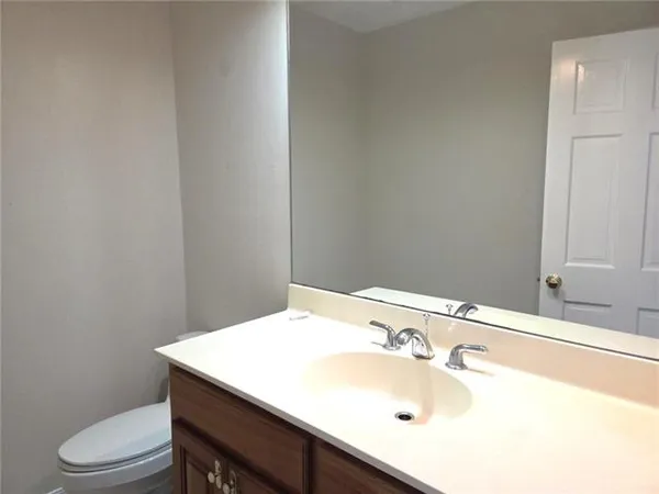 $3,200 | 12 Chateau Magdelaine Drive, Kenner, LA 70065