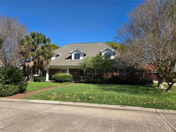 $3,200 | 12 Chateau Magdelaine Drive, Kenner, LA 70065