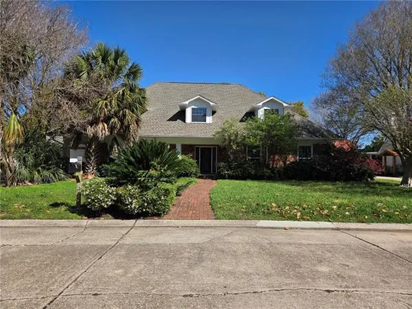 $3,200 | 12 Chateau Magdelaine Drive, Kenner, LA 70065