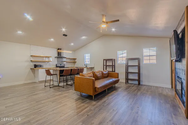 $290,000 | 905 Summer Street, Van Horn, TX 79855