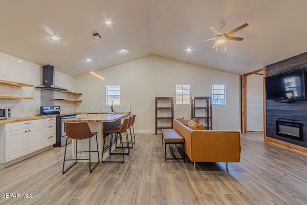 $290,000 | 905 Summer Street, Van Horn, TX 79855