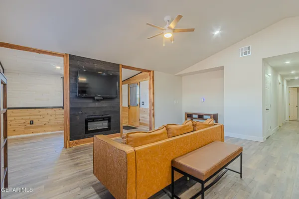 $290,000 | 905 Summer Street, Van Horn, TX 79855