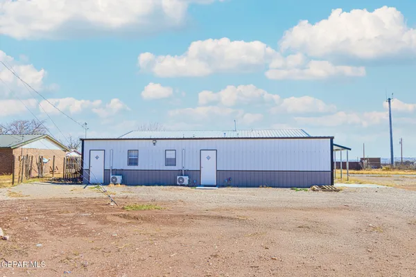 $290,000 | 905 Summer Street, Van Horn, TX 79855