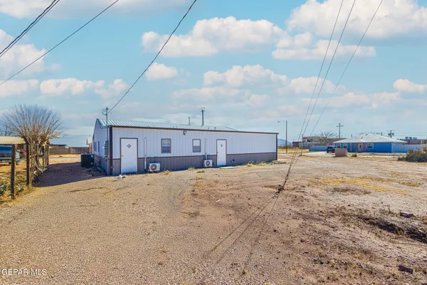 $290,000 | 905 Summer Street, Van Horn, TX 79855